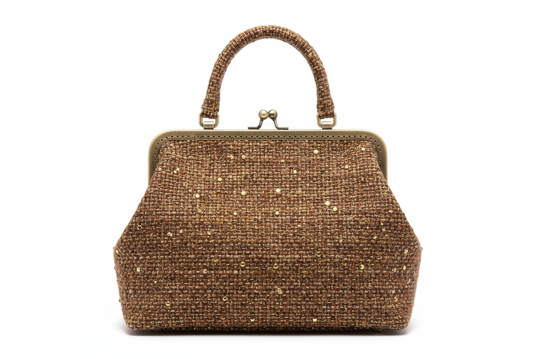 Borsa modello Mary Poppins in tessuto tweed stile Chanel